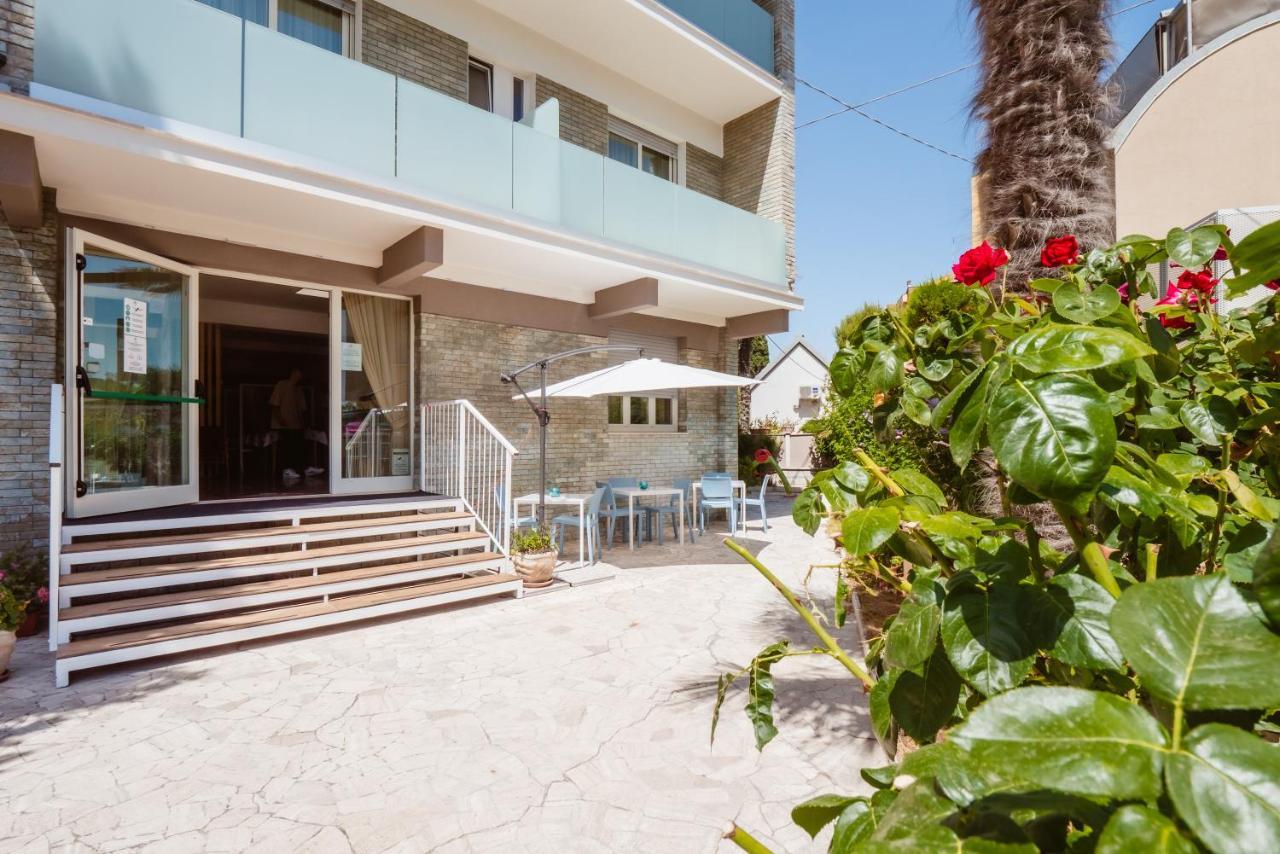 Hotel Villa Del Mare Senigallia Eksteriør billede