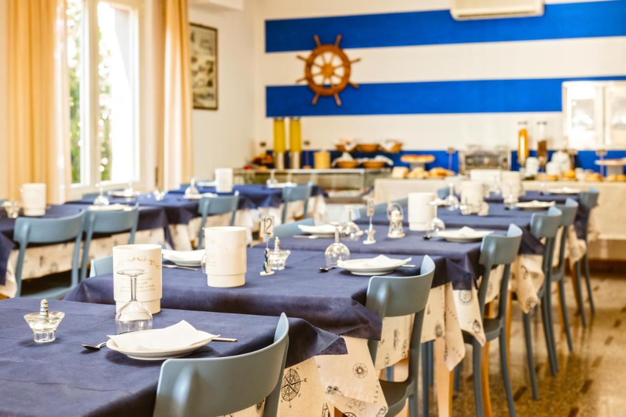 Hotel Villa Del Mare Senigallia Eksteriør billede