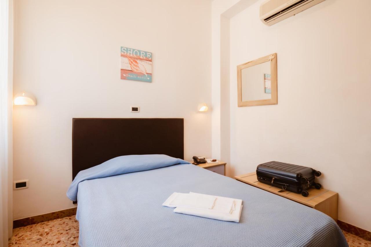 Hotel Villa Del Mare Senigallia Eksteriør billede