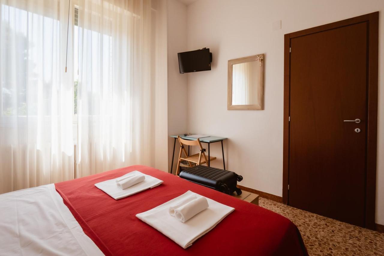 Hotel Villa Del Mare Senigallia Eksteriør billede